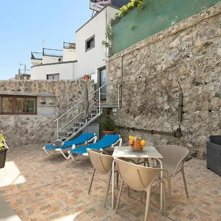 Bisangel House Semesterbostad