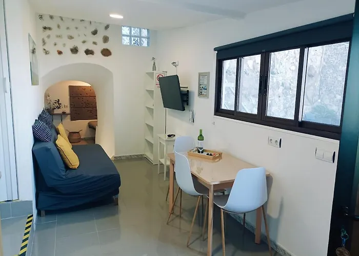 Bisangel House Semesterbostad *