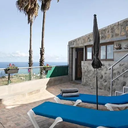 Ferienhaus Bisangel House *